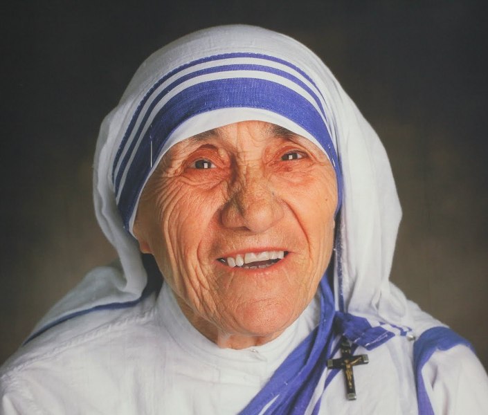 10 shprehje frymëzuese nga Nënë Tereza
