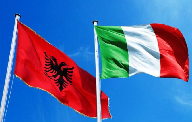 Flamuri Shqiptare Italian 696x464 675x450 1 675x430