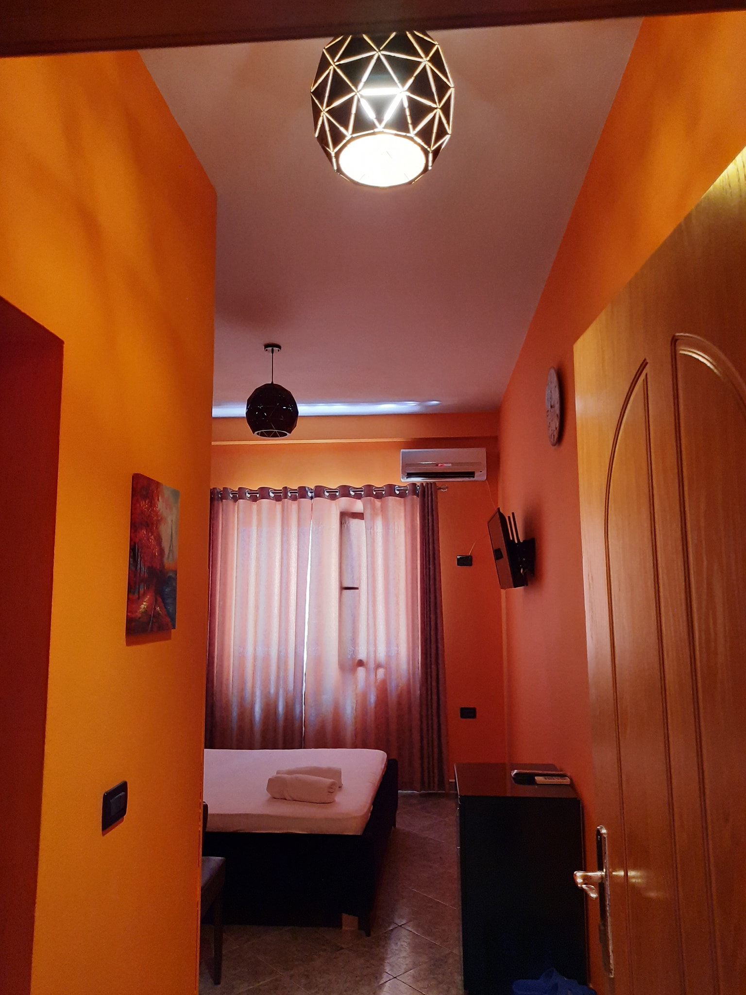 ______hotel-ekonomik-ore-fresku-tirane-171