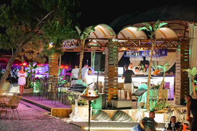 plazh-bar-restorant-dhermi-141