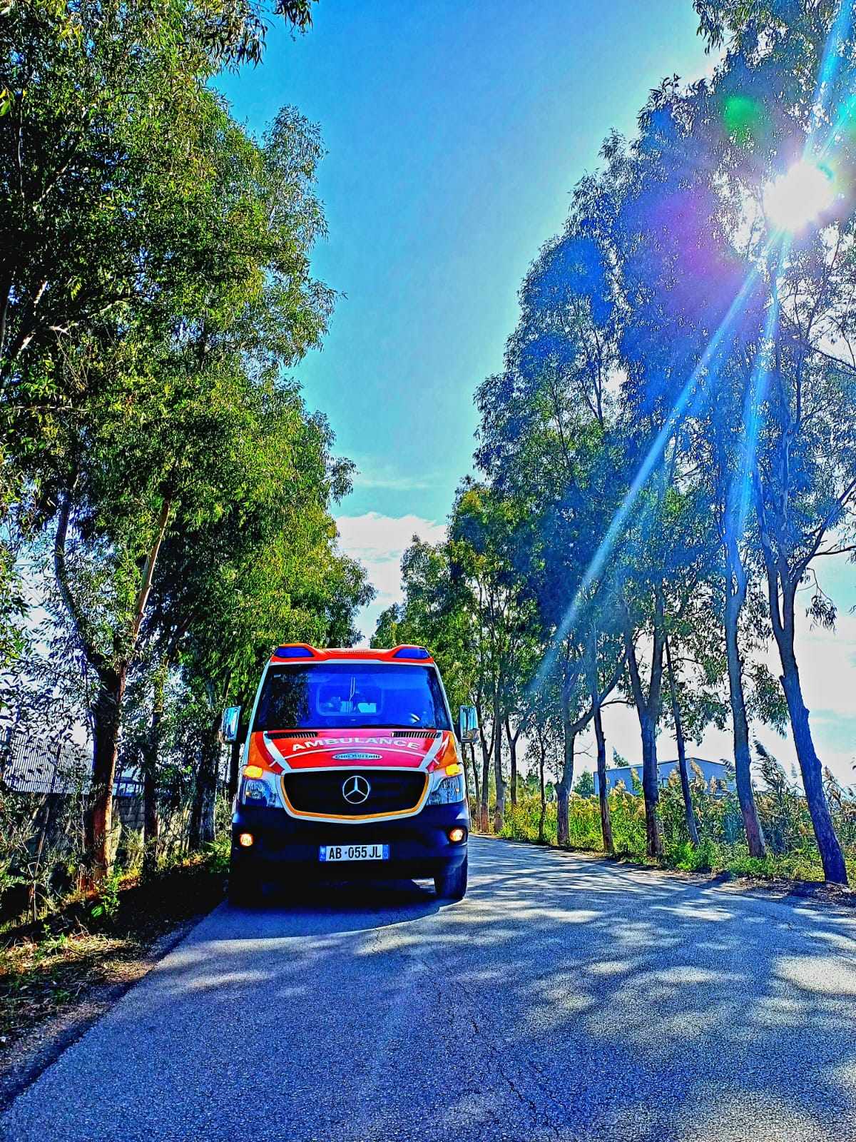 Ambulance-shqiperi-itali-1