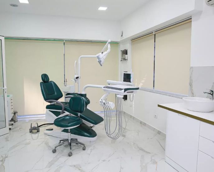 _dentist-klinike-dentare-dures-10