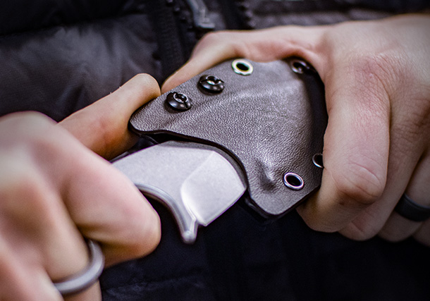 Neck Knife 1