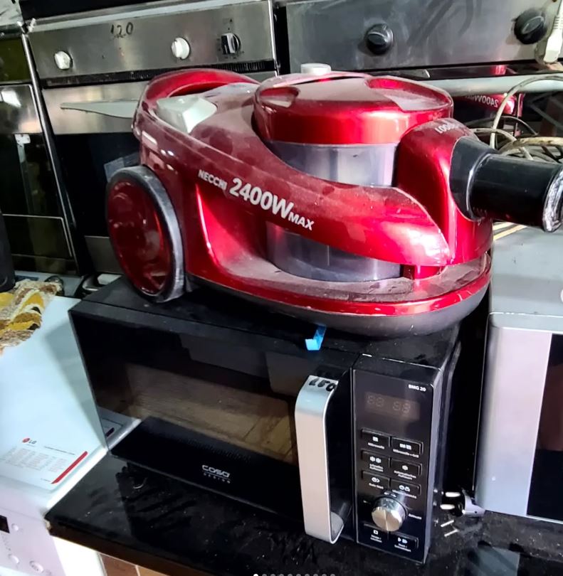 ELEKTROSHTEPIKE-PERDORURA1