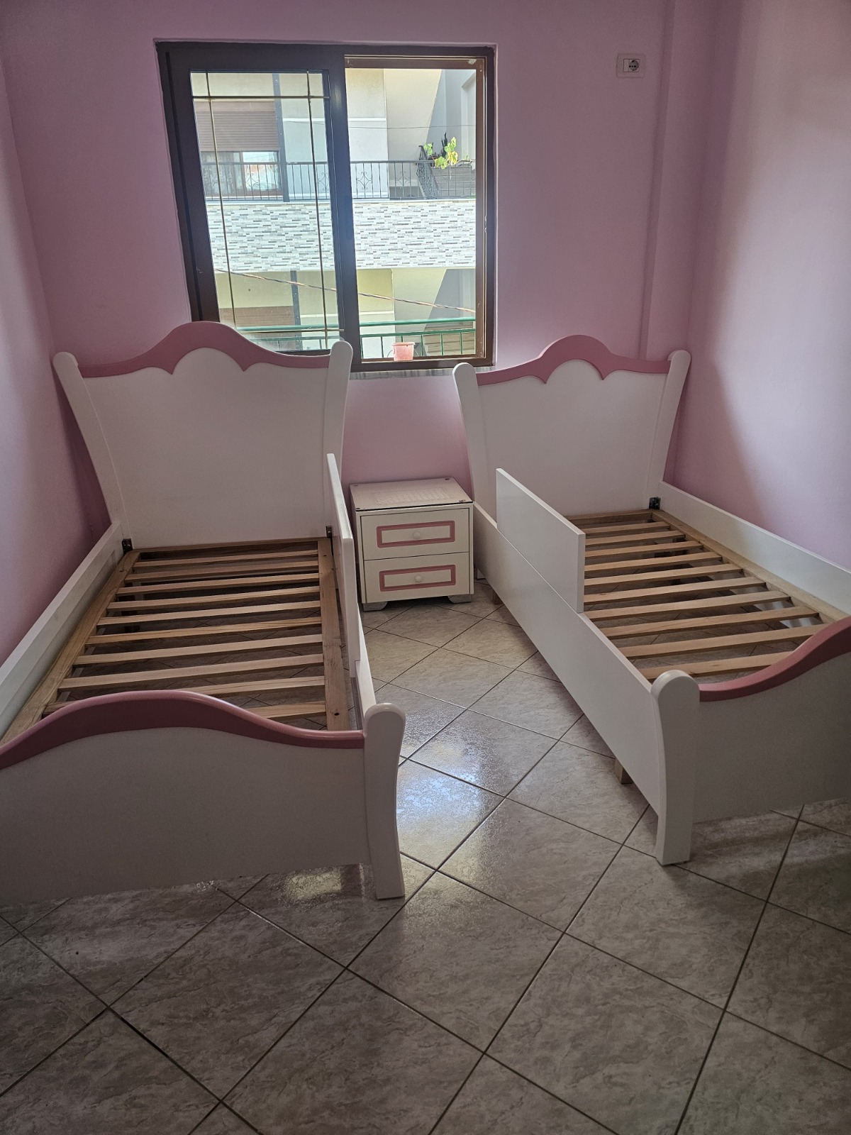 MOBILERI-SIERA-TIRANE10