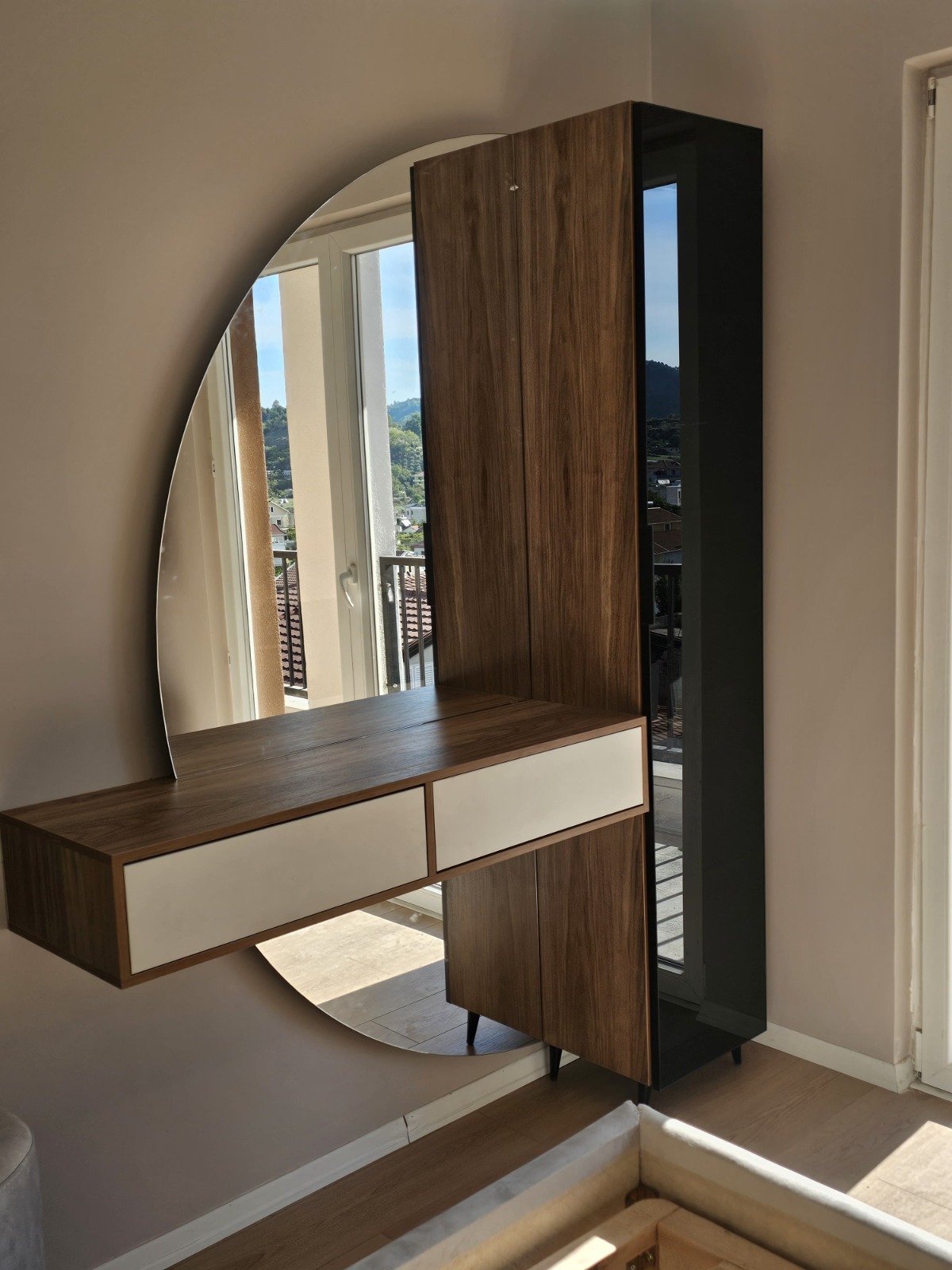 MOBILERI-SIERA-TIRANE12