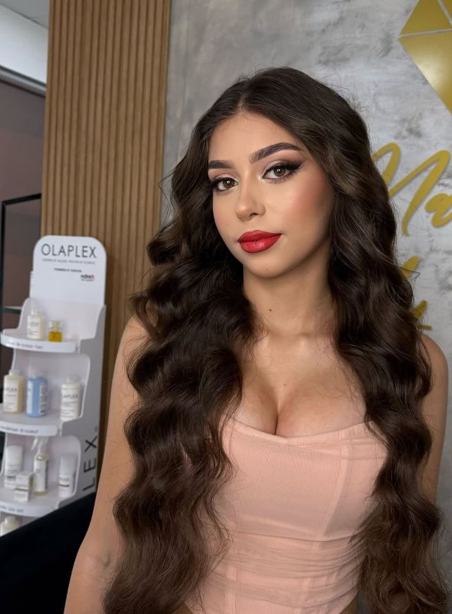 PARUKERI-SALLON-BUKURIE-FIER-191