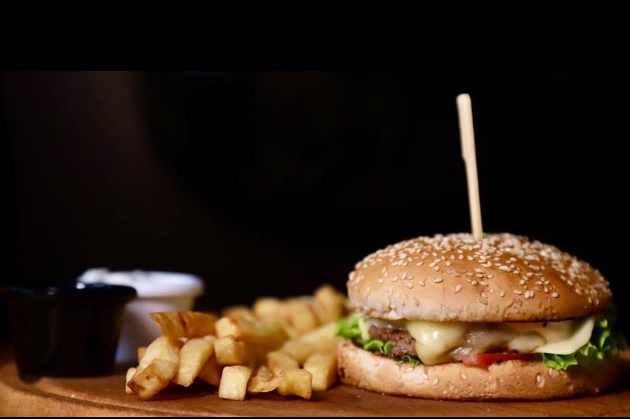 ____HALAL-FOOD-TIRANE-PICA-15