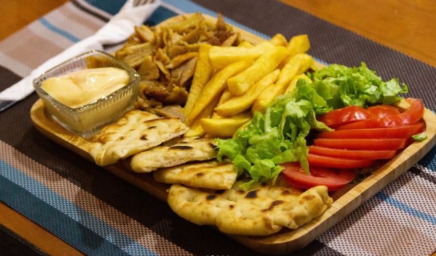 ____HALAL-FOOD-TIRANE-PICA-196