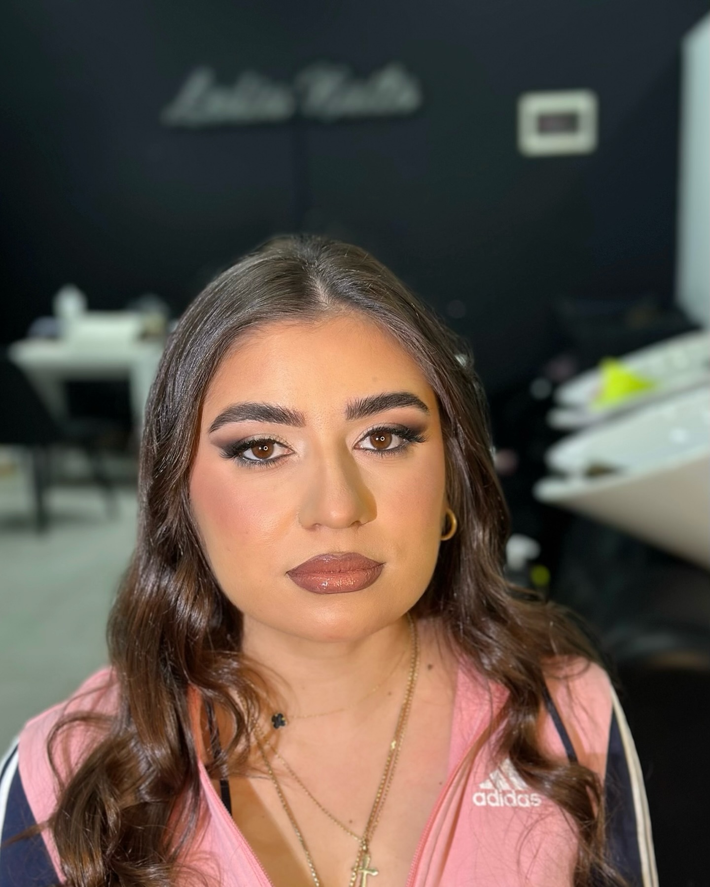 ______________QYTET-STUDENTI-PARUKERI-SALLON-12