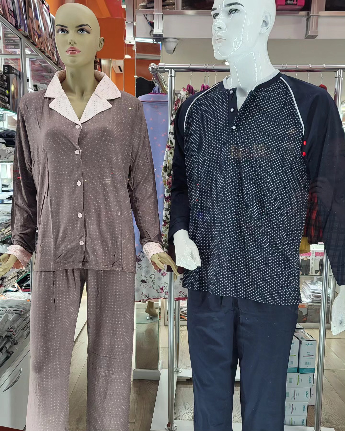 ________________________VESHJE-TE-BRENDSHME-TIRANE-1992