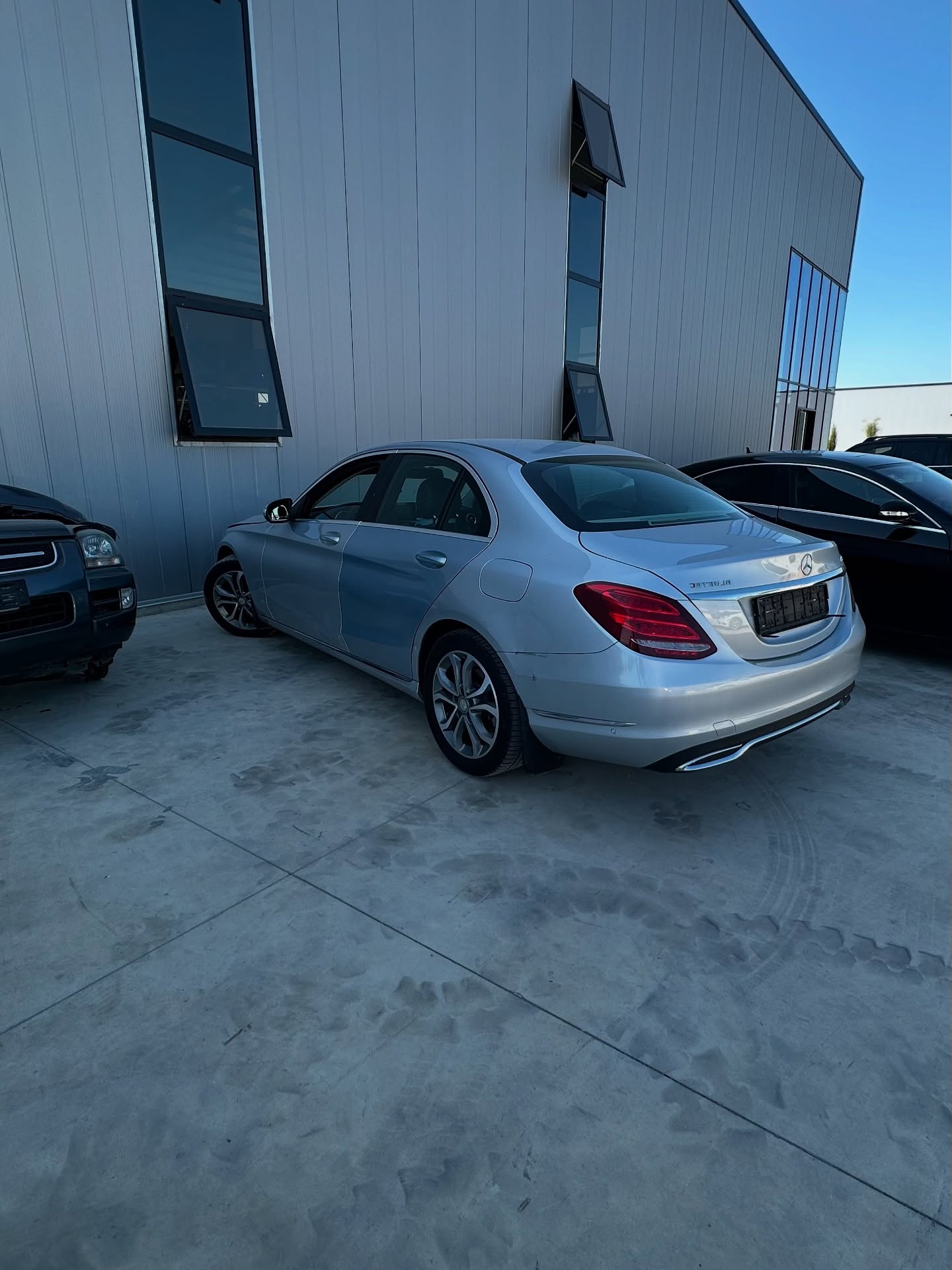 __________________mercedes-pjese-benz-11