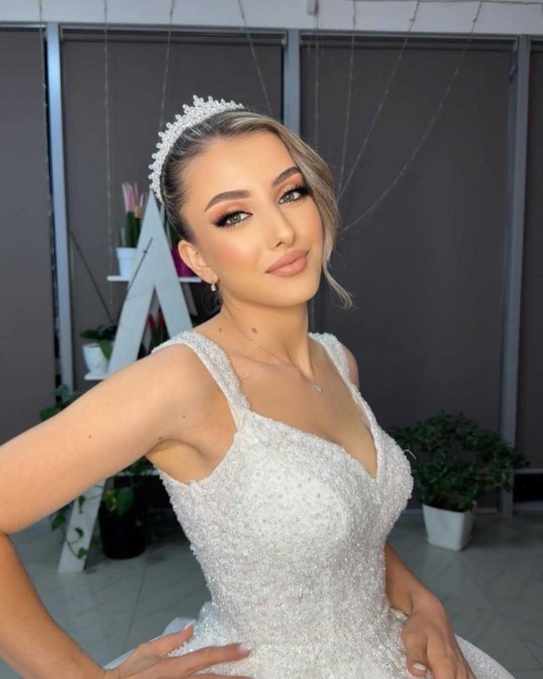 ________________makeup-fier-15