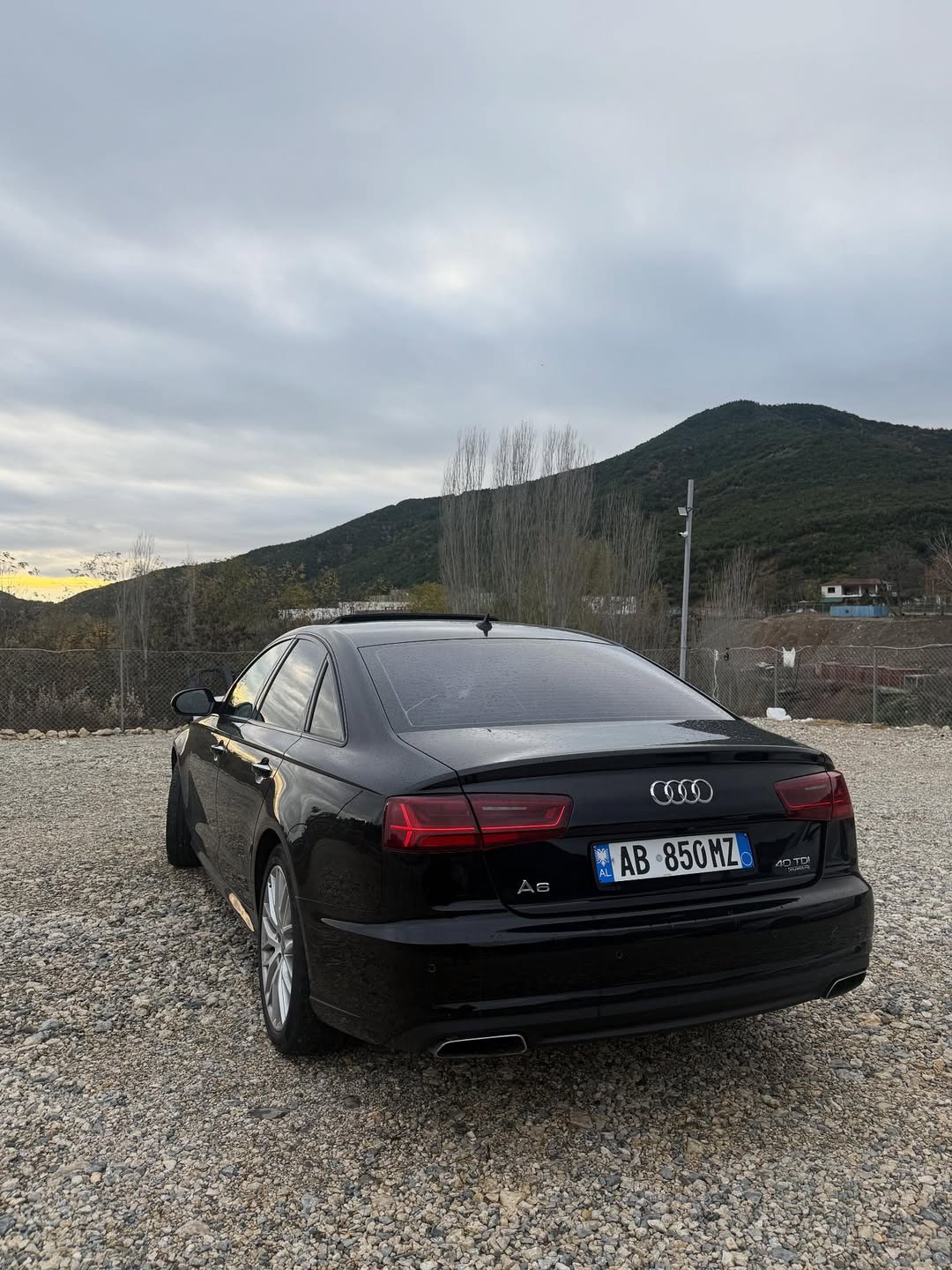 ___________AUDI-BENZ-GOLF-SHITJE-TIRANE-193