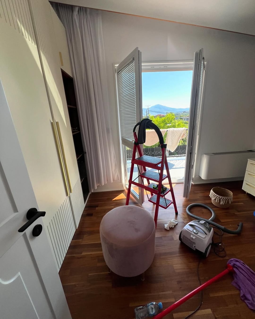 _________________KOMPANI-PASTRIMI-TIRANE-192