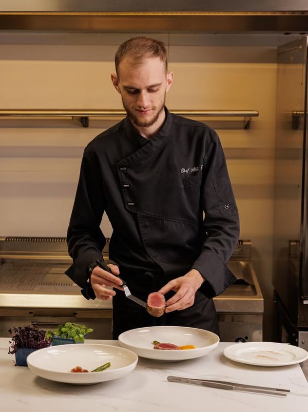 __________________blloKU-RESTAURANT-RESTORANT-HOTEL-14