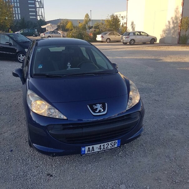 _______auto-rent-tirana-18