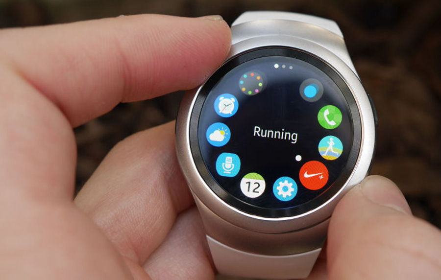 00.6Samsung po punon për Galaxy Watch0132015