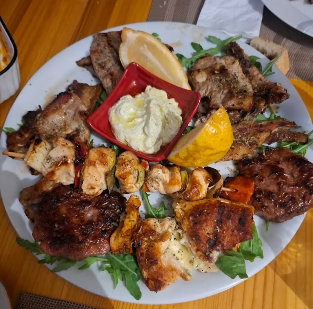 ____________RESTORANT-TRADICIONAL-VLORE-1