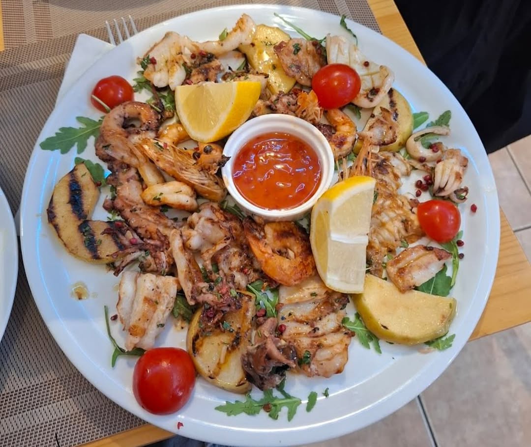 ____________RESTORANT-TRADICIONAL-VLORE-15