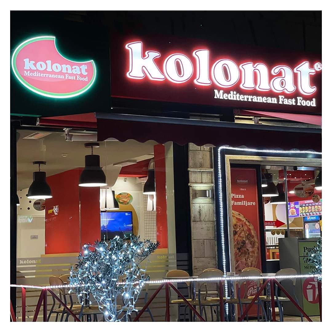 Fastfood-tirane-kolonat-10