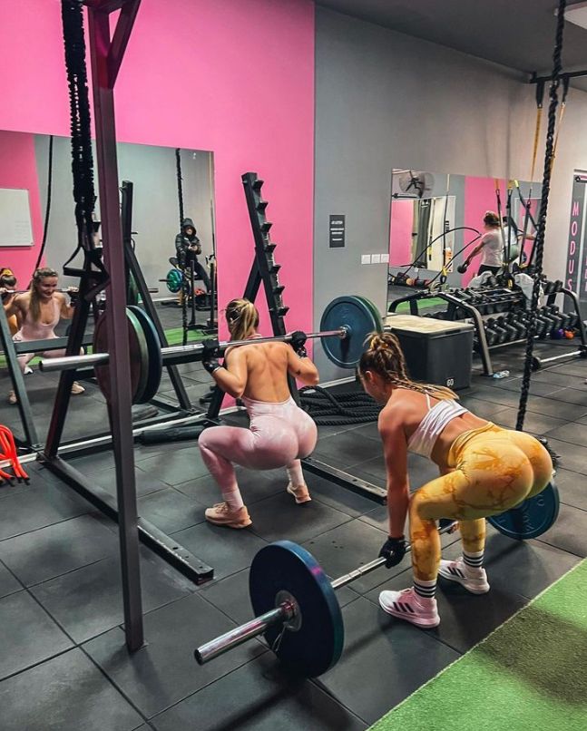 ___________palestra-femrash-dures-19