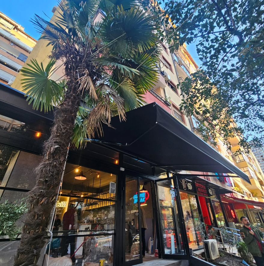 __________________tenda-djelli-tirane-dielli-11