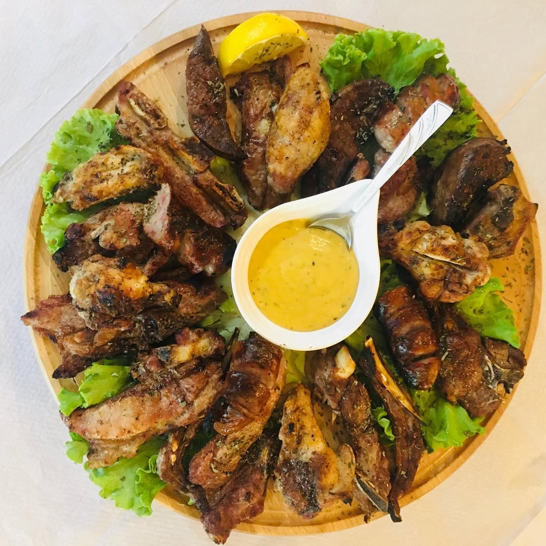 ____________taverne-zgare-tradicional-tirane-192