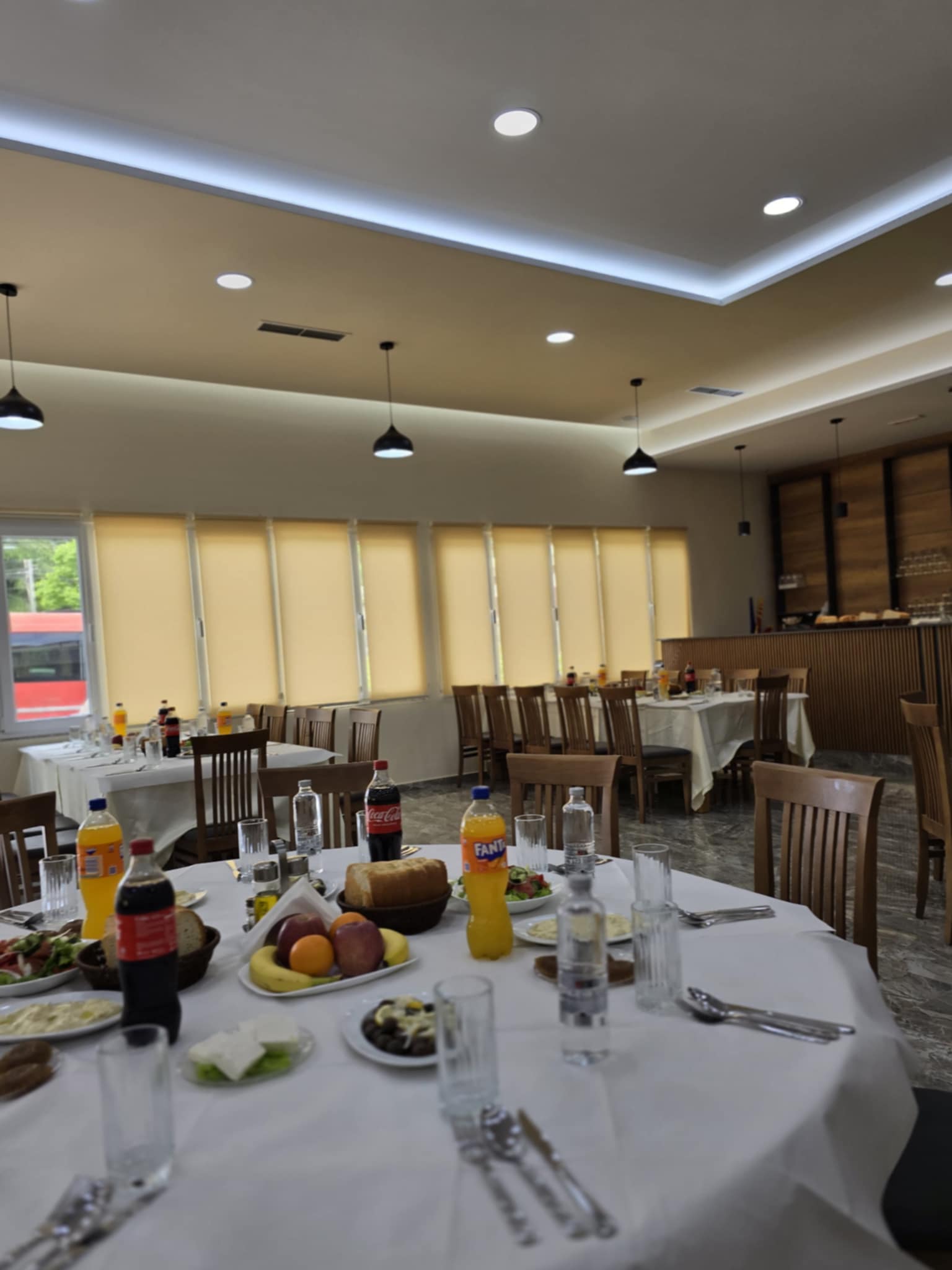 SALLA-RESTORANT-VAKI-DASMA-TIRANE-1