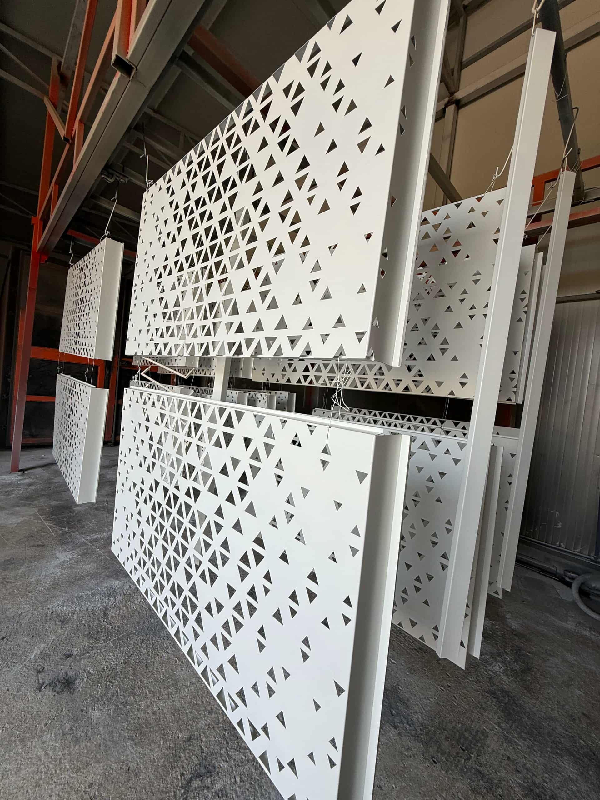 _________LYERJE-ELEKTROSTATIKE-POJANA-181