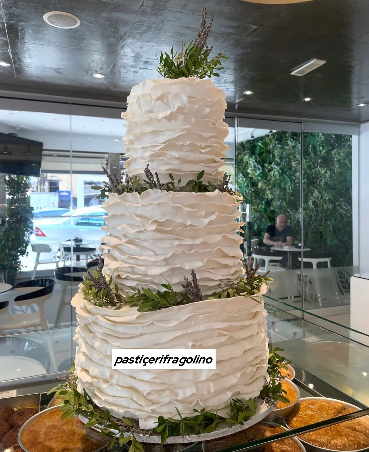 ___________TORTA-POSROSI-DASMA-CAKE-TIRANA-196