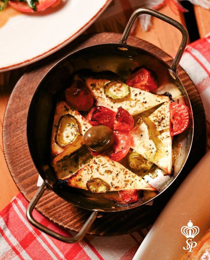 ________________TRADITIONAL-RESTAURANT-TIRANA-ALBANIAN-15