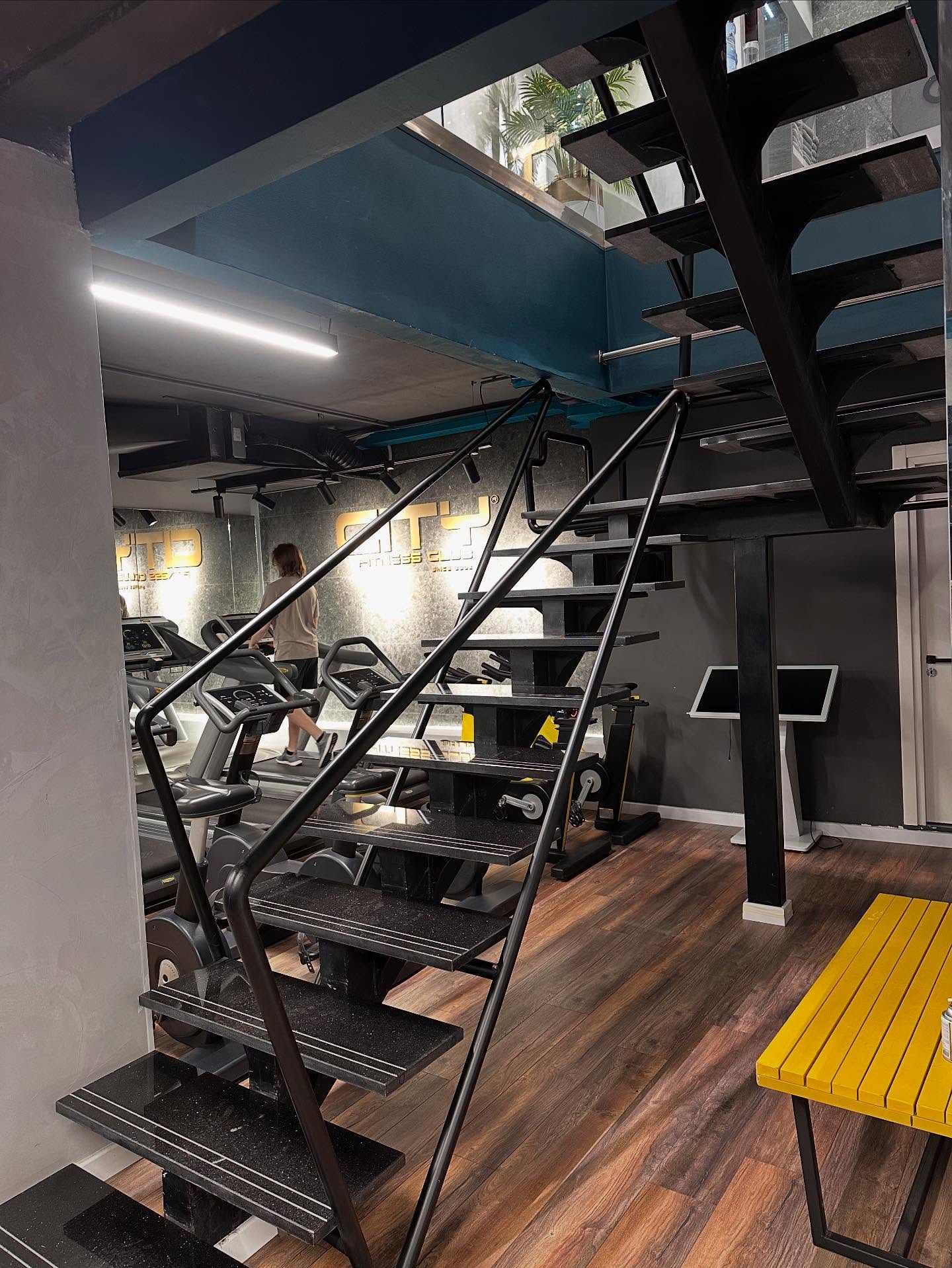 ____________________PORTA-HEKURI-KANGJELLA-DURES-15