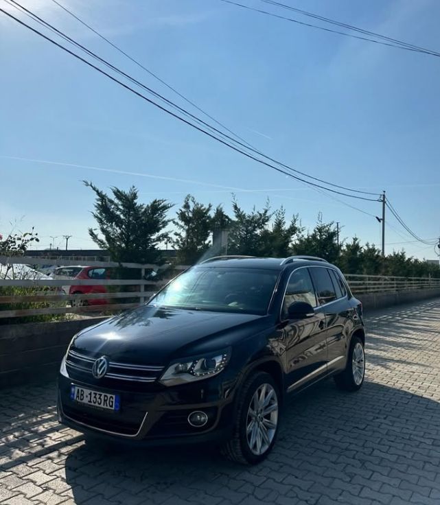 __makina-qera-aeroport-rinas-bmw-audi-15