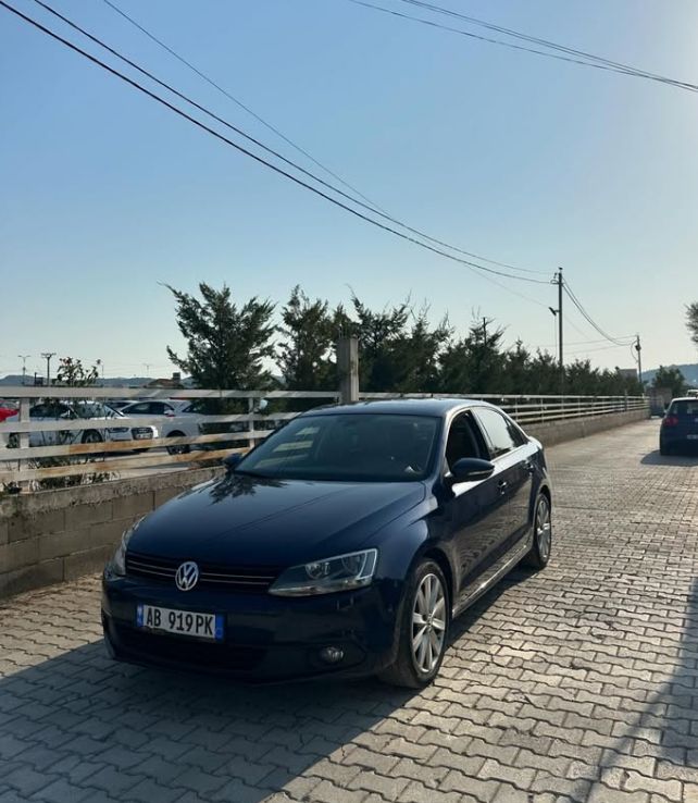 __makina-qera-aeroport-rinas-bmw-audi-18