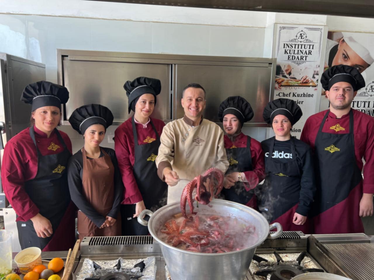 eca3bf2b-1c4f-4aa5-be52-c82ce22a5b8c