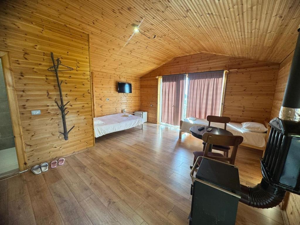 kamping-hotel-restorant-gramsh-193