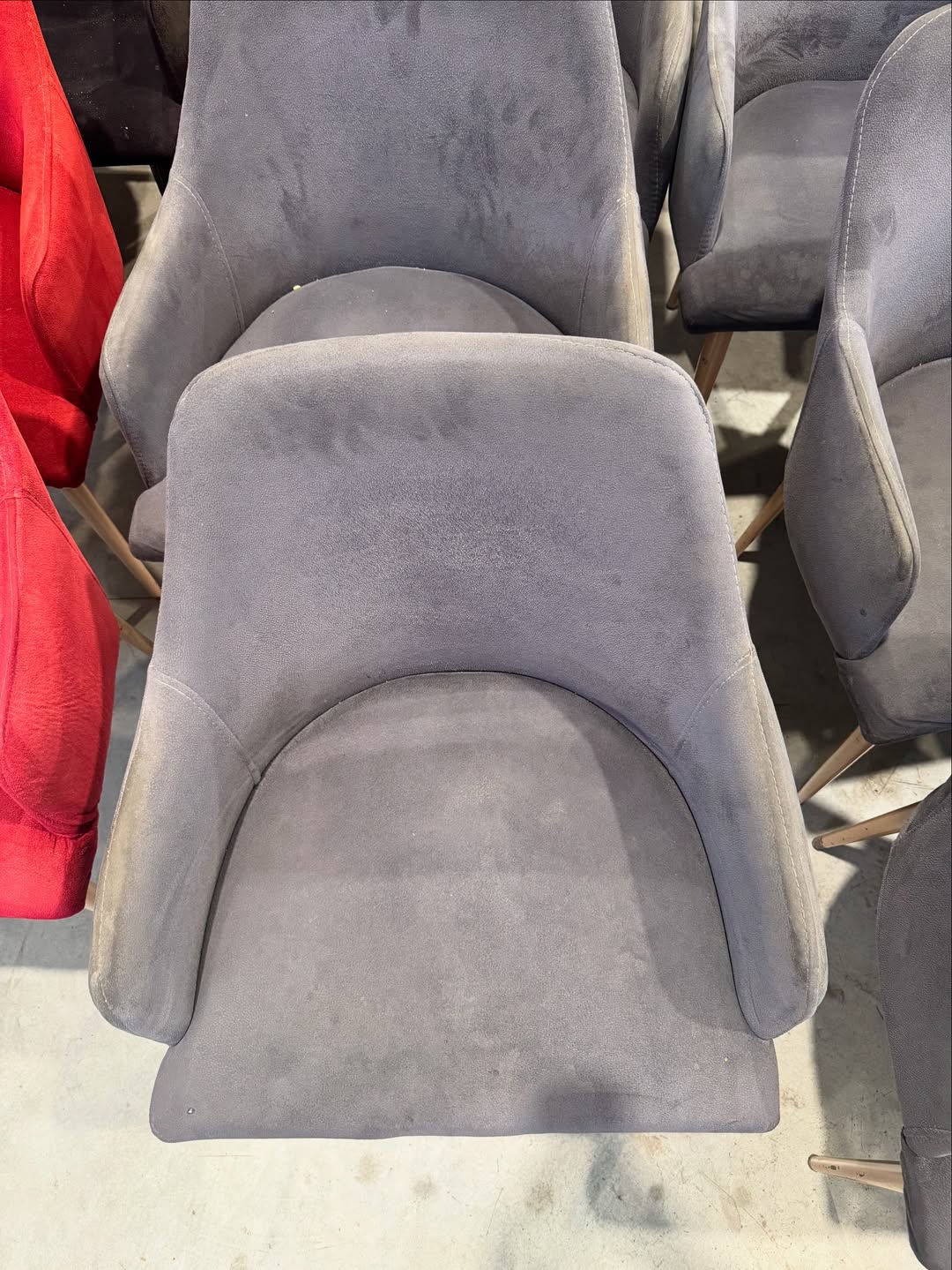 larje-pastrim-karrike-kolltuqe-divane-1