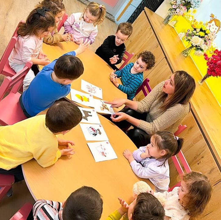 ENGLISH LEADER CENTER – KURSE GJUHËSH TË HUAJA, QENDËR STUDIMI DHE AFTER SCHOOL NË TIRANË – foto 2