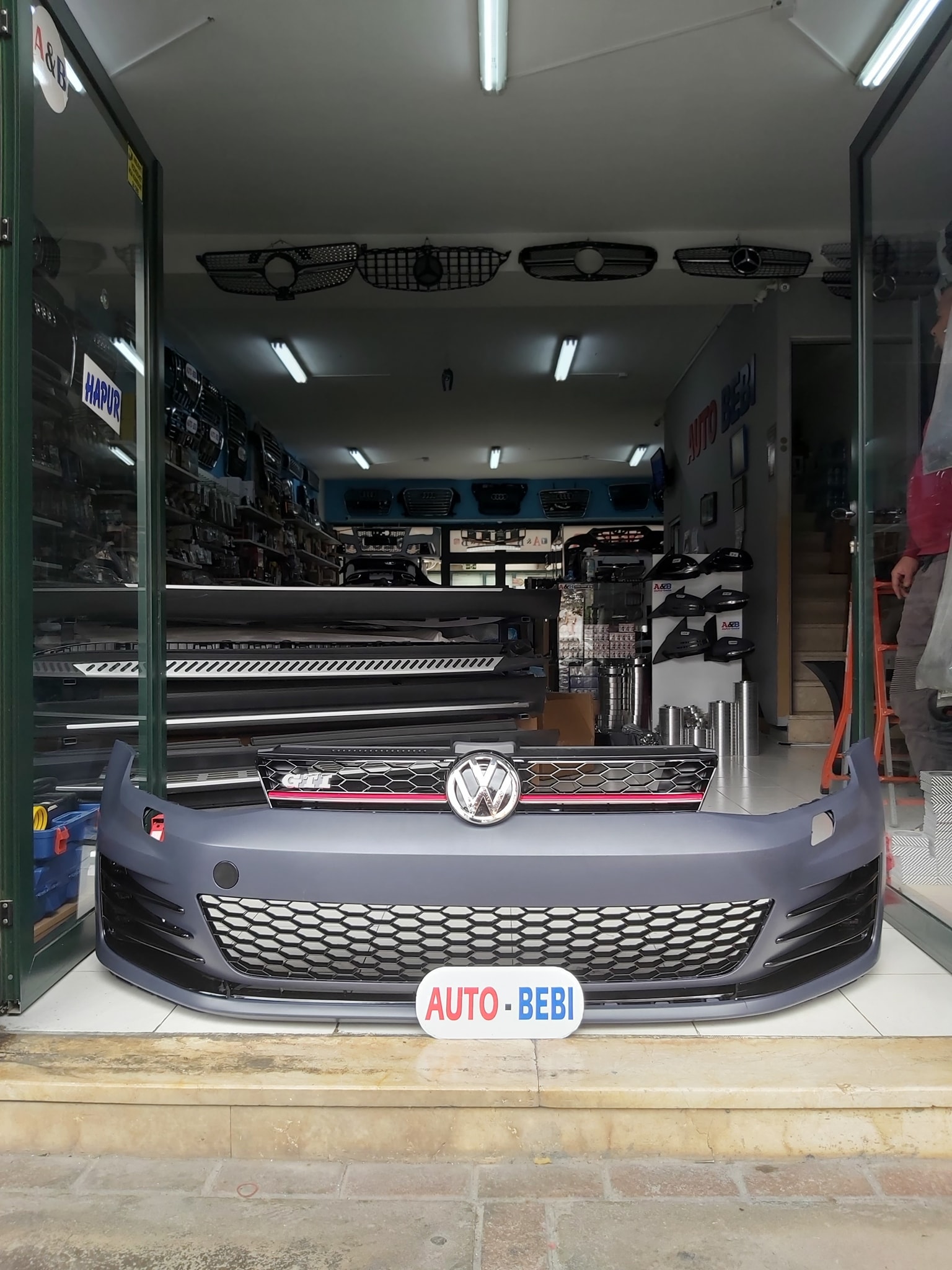 AUTO BEBI – AKSESORË, PJESË KËMBIMI DHE NAVIGATORË PËR MAKINA NË TIRANË – foto 4
