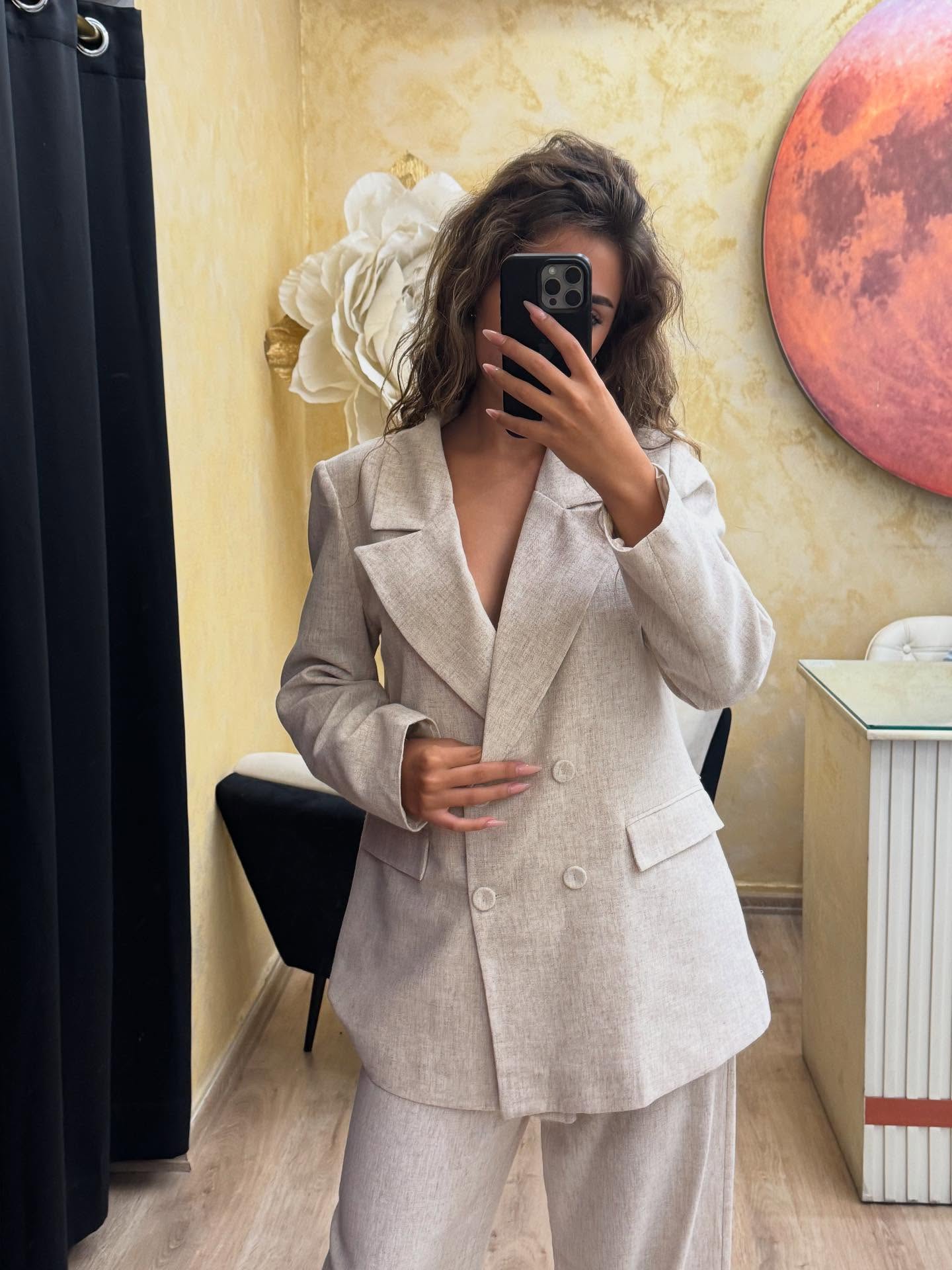 MA CHERI – BUTIK ME VESHJE PËR FEMRA, FUSTANE ME QERA DHE SHITJE NË DURRËS – foto 2
