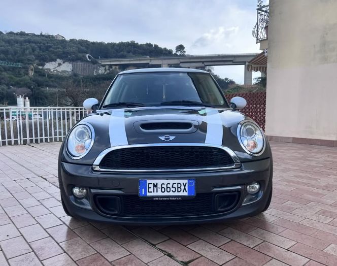 AUTO JETI – AUTO USATE GARANTITE E IMPORT IN ALBANIA A IMPERIA, ITALIA – foto 2