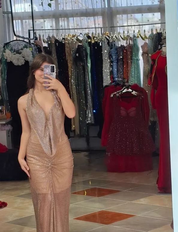 FUSTANE ME QERA RITA – BUKURI DHE ELEGANCE PER EVENTET TUAJA – foto 3