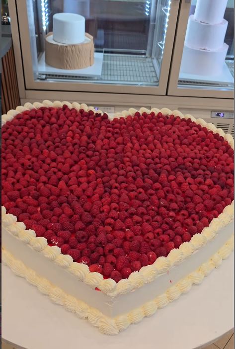 ART PASTICERI TIRANA - TORTA TE PERSONALIZUARA, TIRANE – foto 2